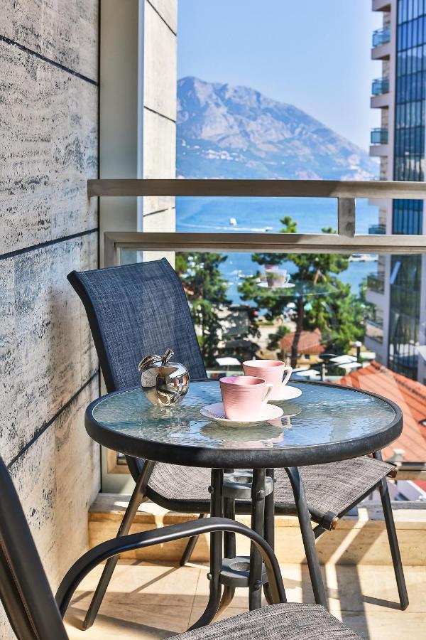 Montesun Fontana Apartments Budva Exteriör bild