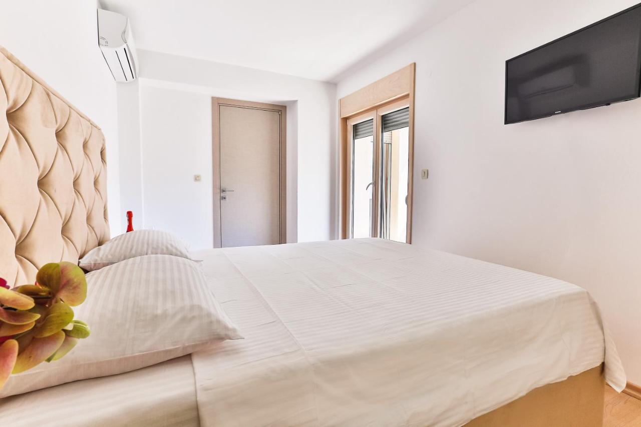 Montesun Fontana Apartments Budva Exteriör bild
