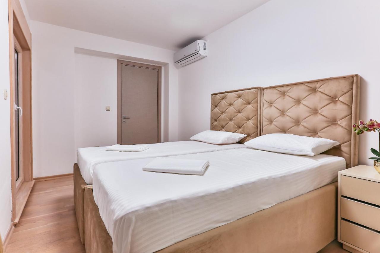 Montesun Fontana Apartments Budva Exteriör bild