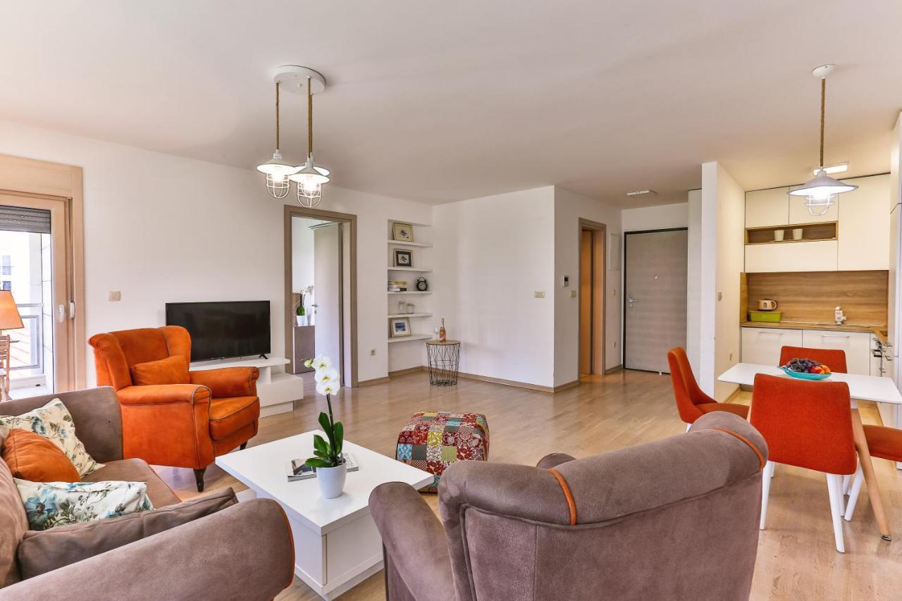 Montesun Fontana Apartments Budva Exteriör bild