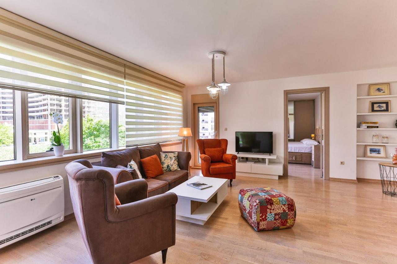 Montesun Fontana Apartments Budva Exteriör bild