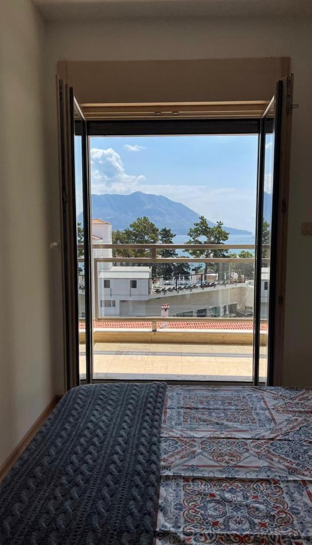 Montesun Fontana Apartments Budva Exteriör bild