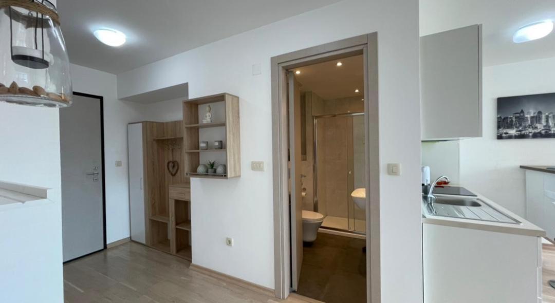 Montesun Fontana Apartments Budva Exteriör bild