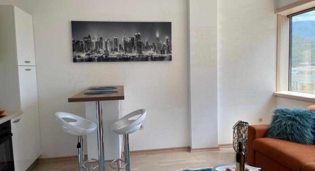 Montesun Fontana Apartments Budva Exteriör bild